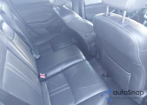 2013 Ford Focus Se from USA, damaged, VIN 1FADP3K27DL141879